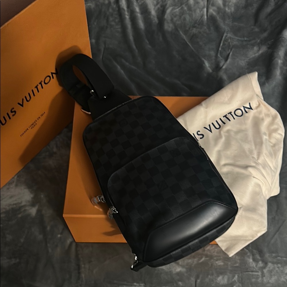 Louis Vuitton Black Men's Bag 100% authentic 🔥🔥🔥